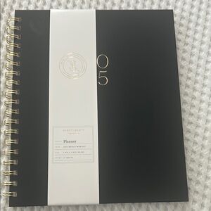 Sugar Paper 2025 weekly/monthly Planner